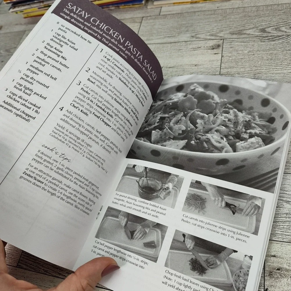 Pampered Chef Seasons Best‎ Cookbook 2008 Booklet Fall Winter Recipes Cozy-Core